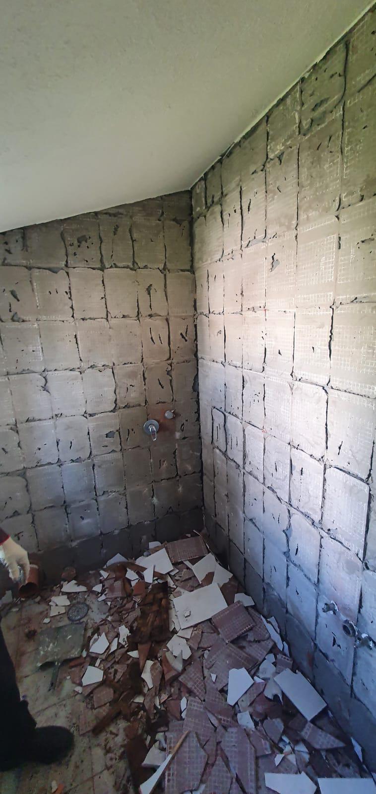 שיפוץ 2 חדרי אמבטיה קומפלט