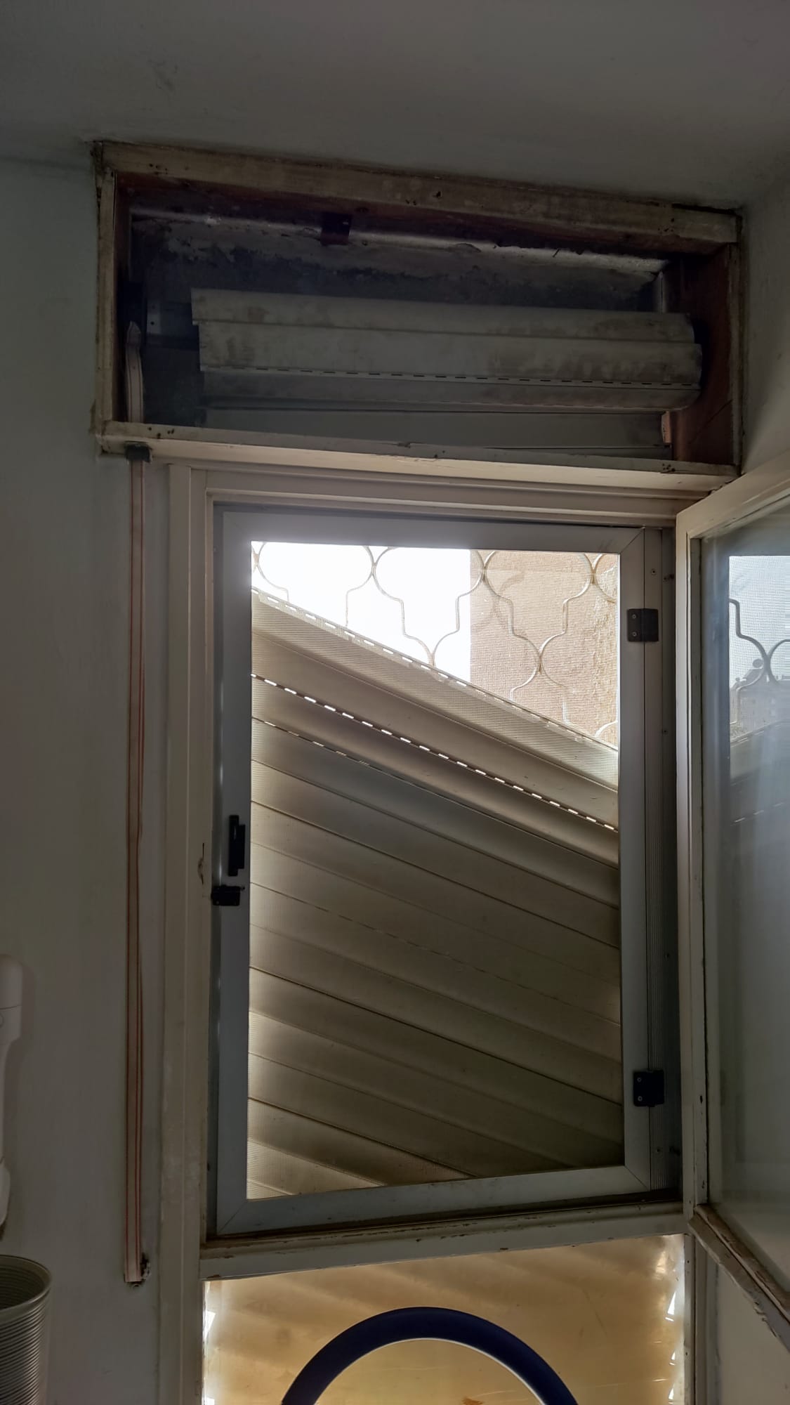 התקנת חלונות ורשתות לכל דגמי החלונות והרשתות