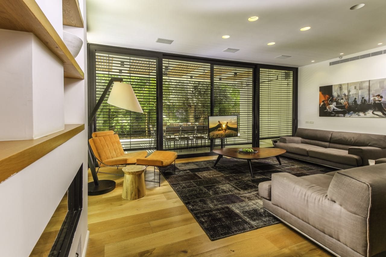 צילום מעבודה של שמעון אוחיון