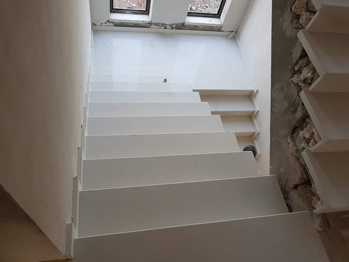 בניית מדרגות