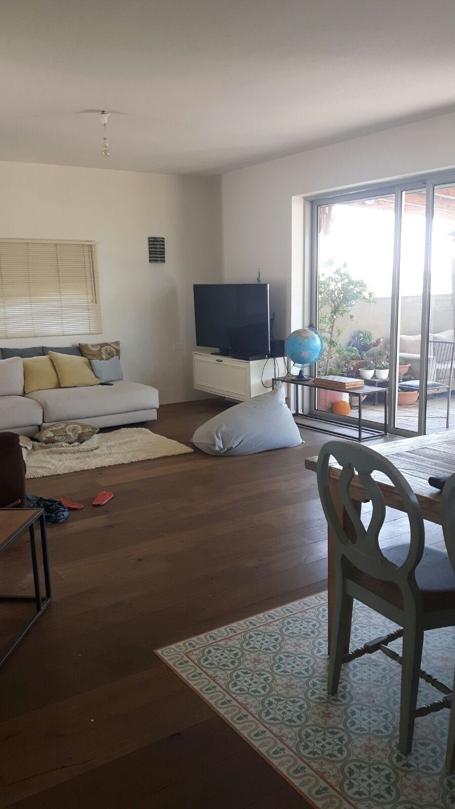 צילום מעבודה של אריה שוקרון