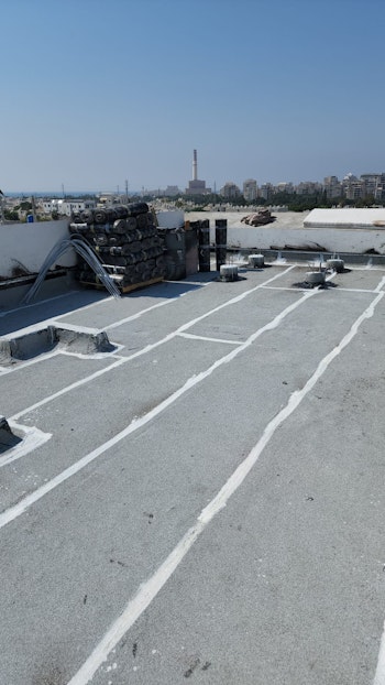 איטום גג ביריעות ביטומני מולבן