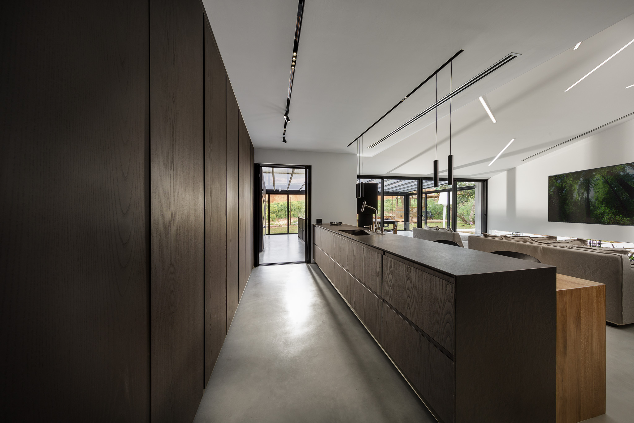 שיפוץ בית בהוד  השרון