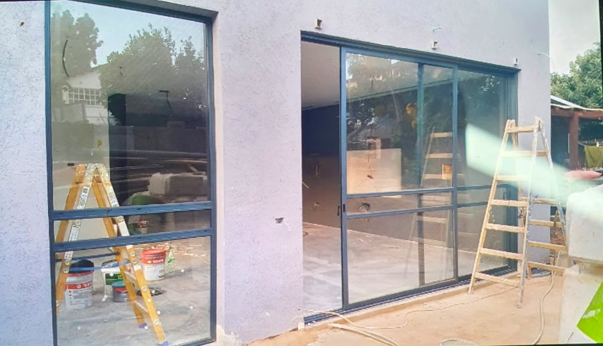 צילום מעבודה של ניר עדני