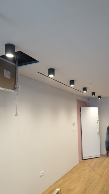 התקנת גופי תאורה