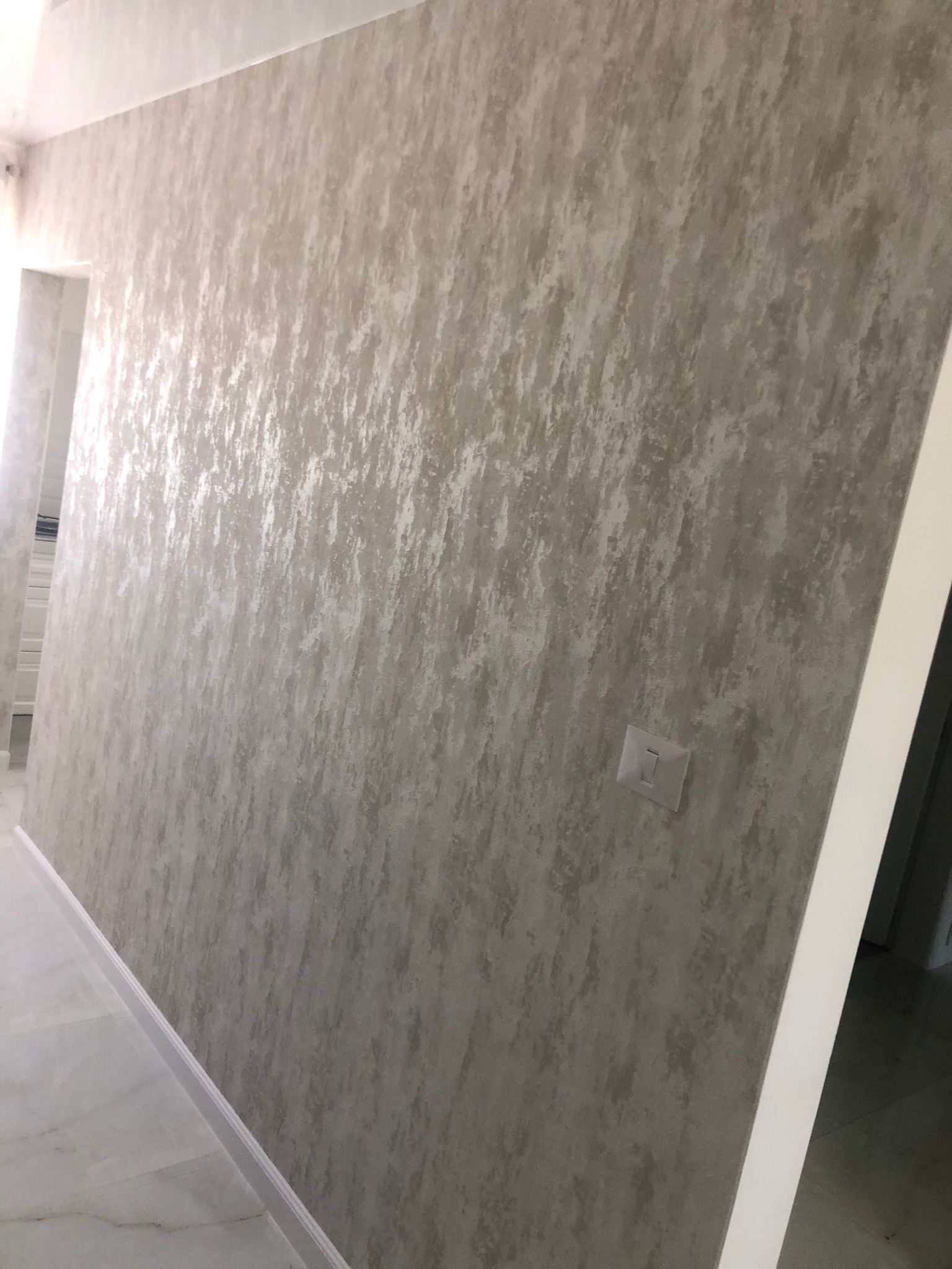 צבע וחיפויים דקורטיביים