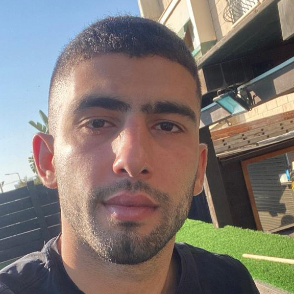 יושבע אברמוב - קבלן שליכט וטיח , תמונת פנים