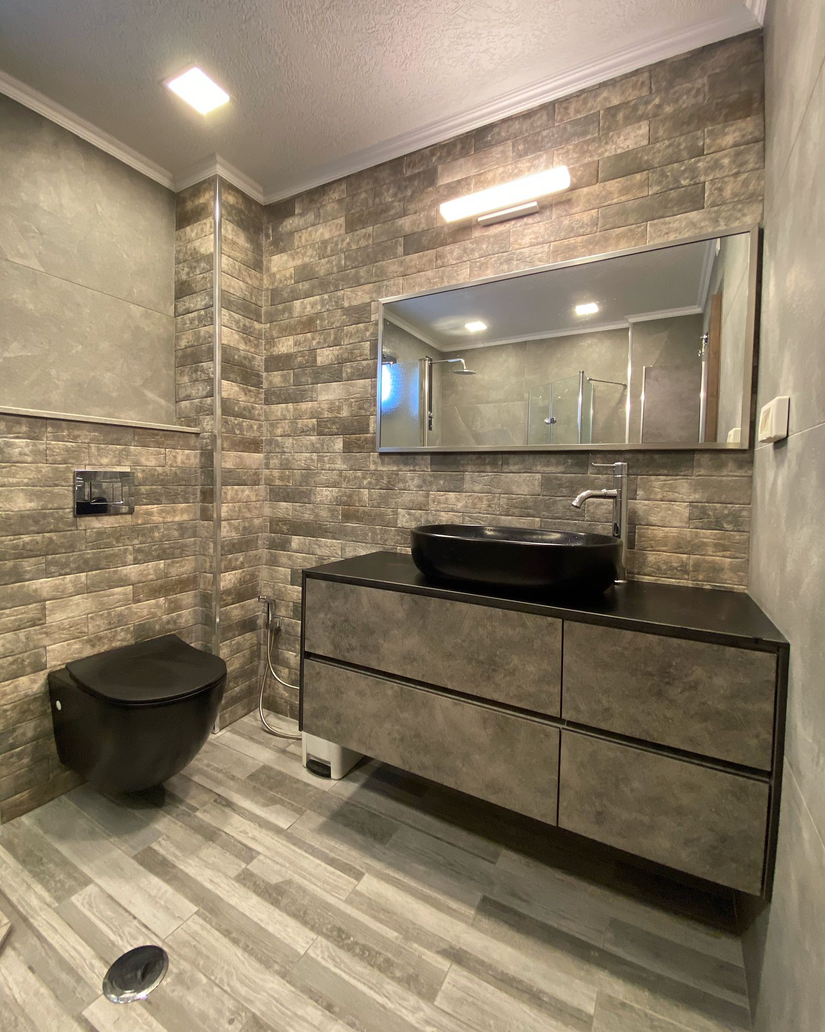 שיפוץ מקלחות ושירותים