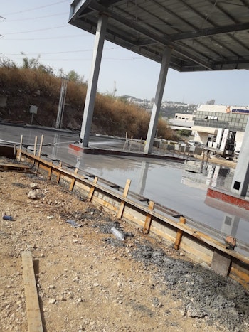 בטון  מוחלק