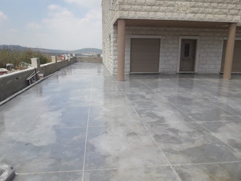 בטון  מוחלק