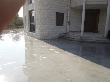 בטון  מוחלק