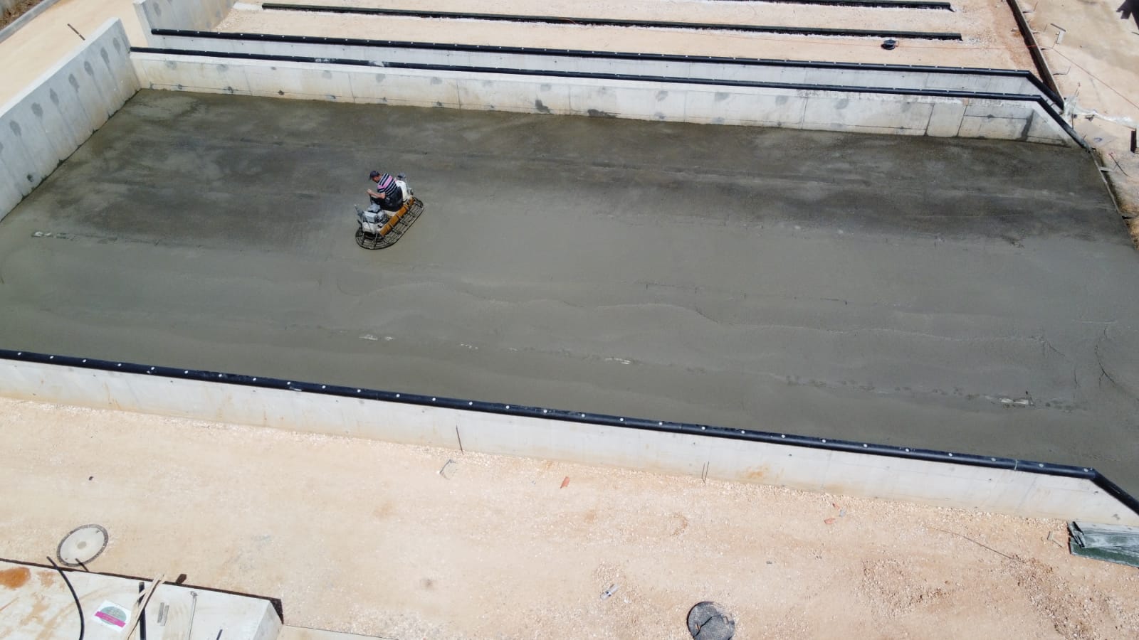 בטון  מוחלק