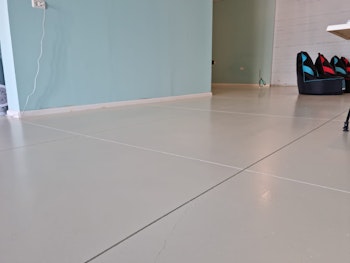 בטון  מוחלק