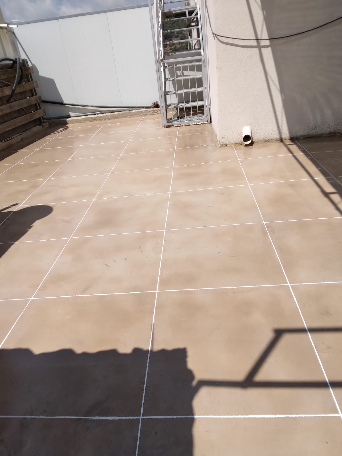 בטון  מוחלק