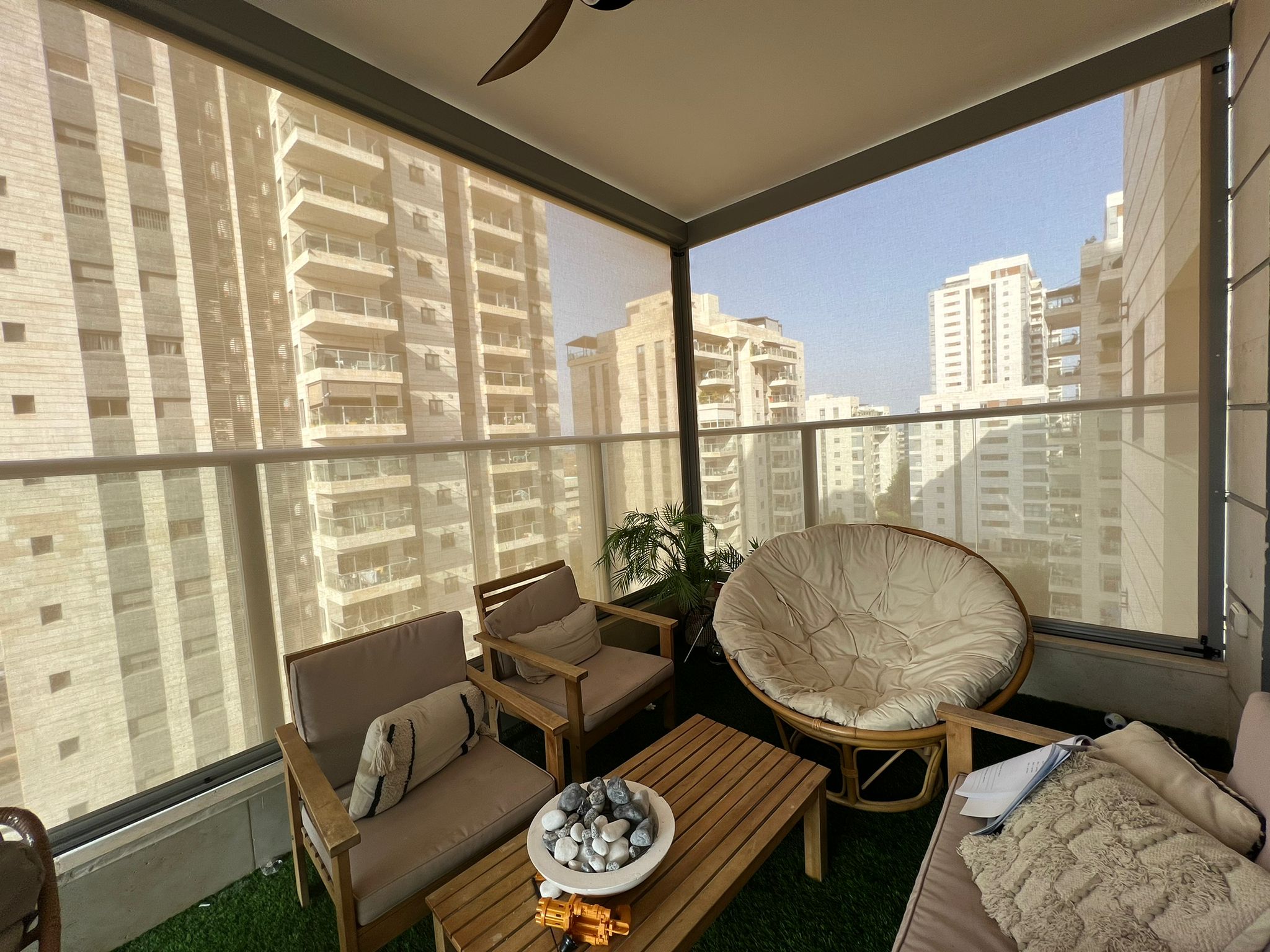 סגירת מרפסת