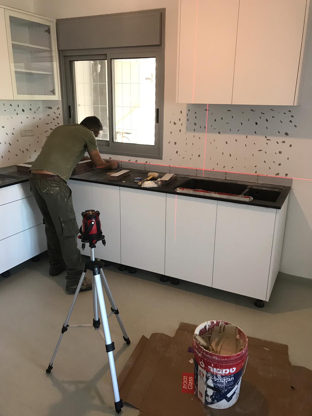 ריצוף וקרמיקה