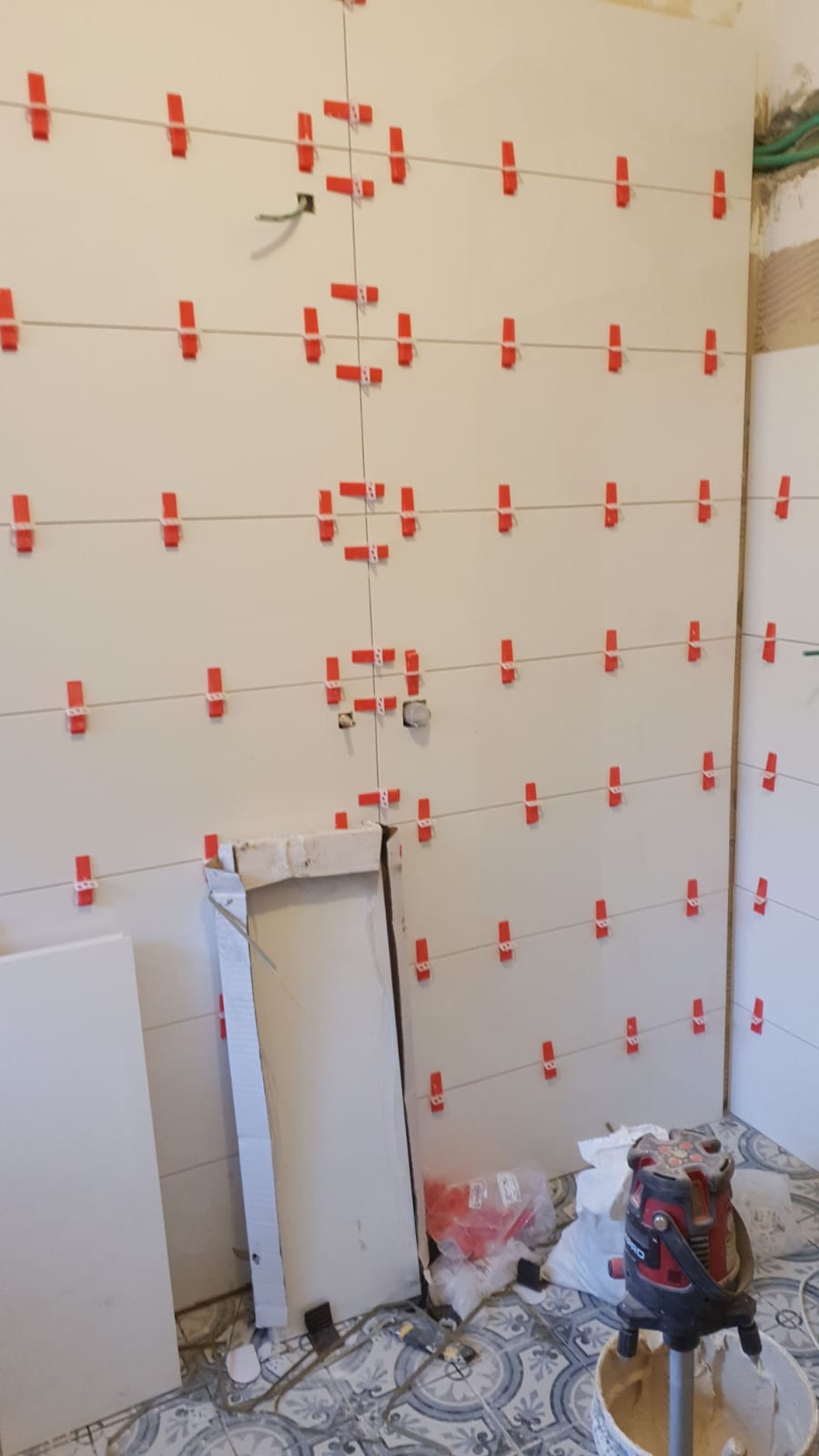 ריצוף וקרמיקה