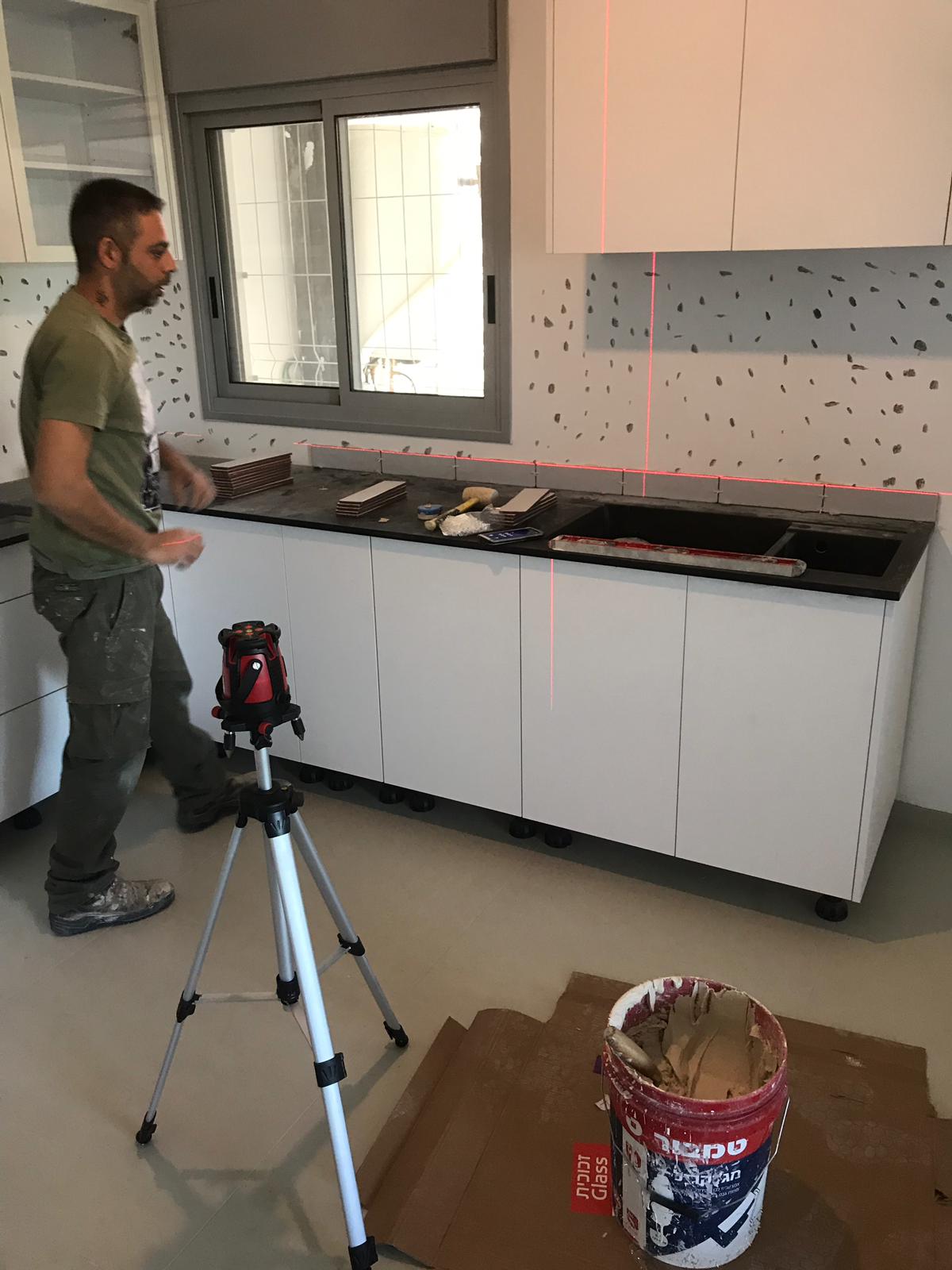 ריצוף וקרמיקה