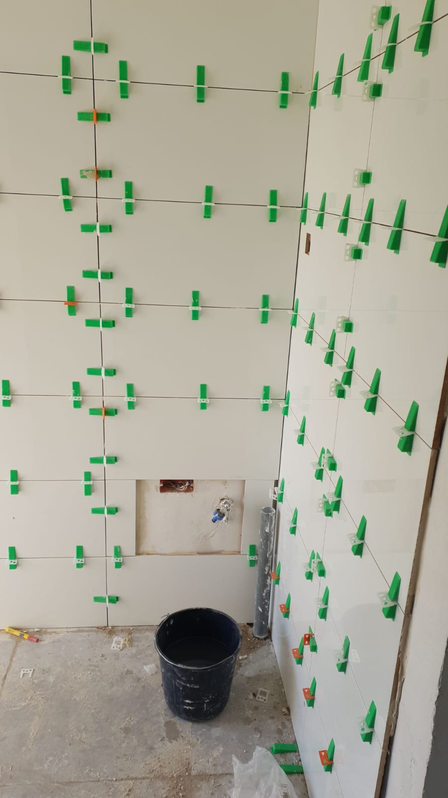 ריצוף וקרמיקה