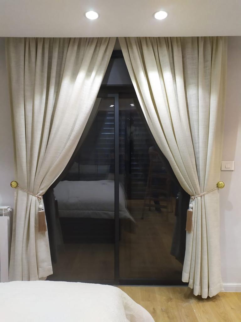 וילונות ופתרונות הצללה