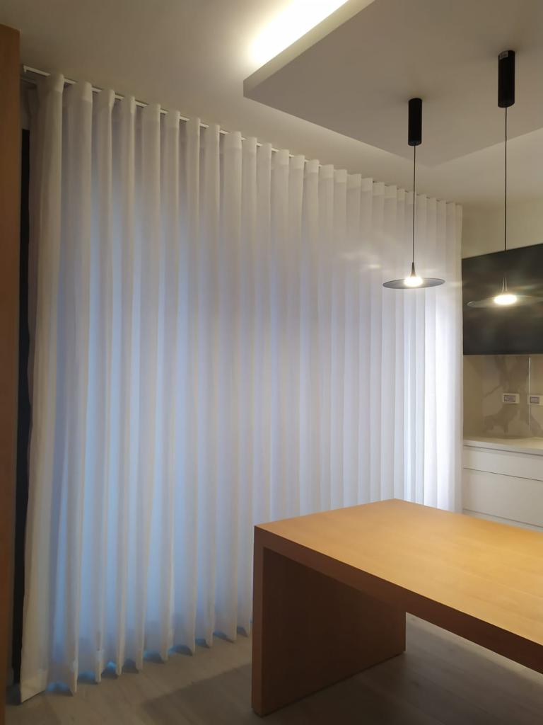 וילונות ופתרונות הצללה