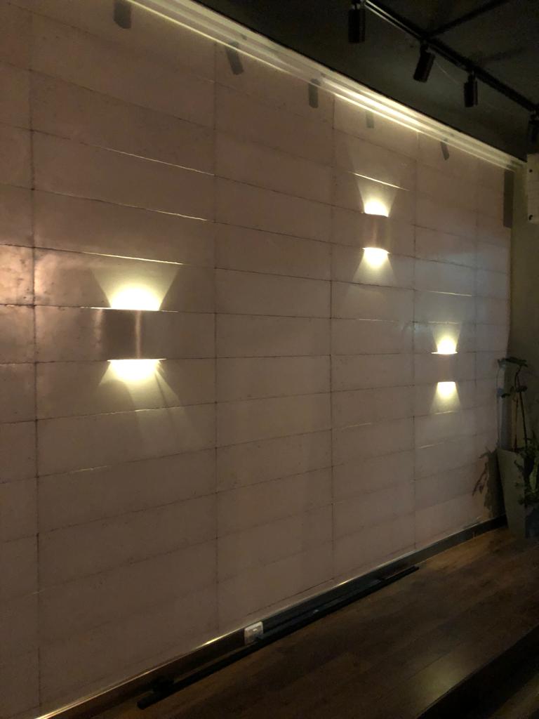 טפטים וחיפויי קירות