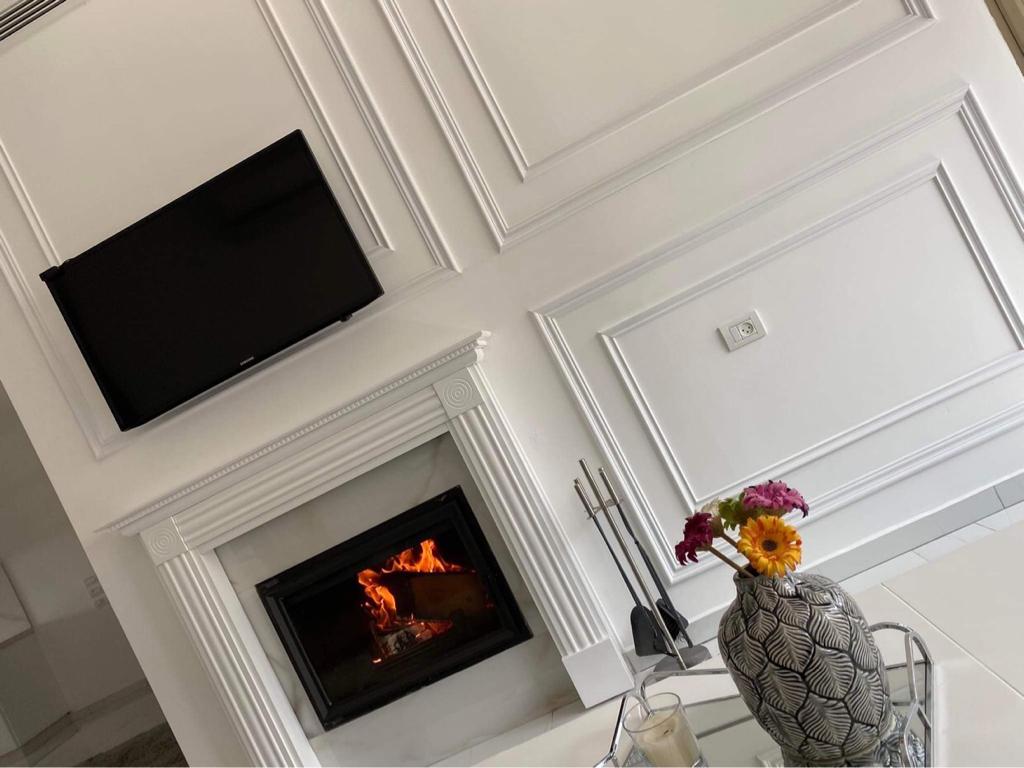 טפטים וחיפויי קירות