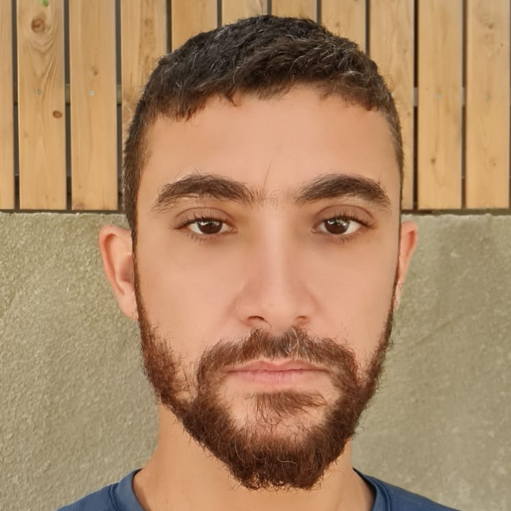 חוסאם מזאריב - גגן , תמונת פנים