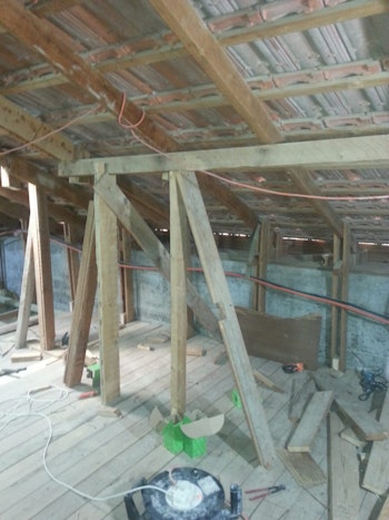 שיפוץ עליית גג