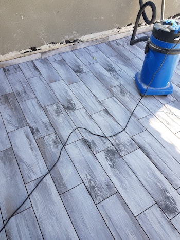 עבודות ריצוף