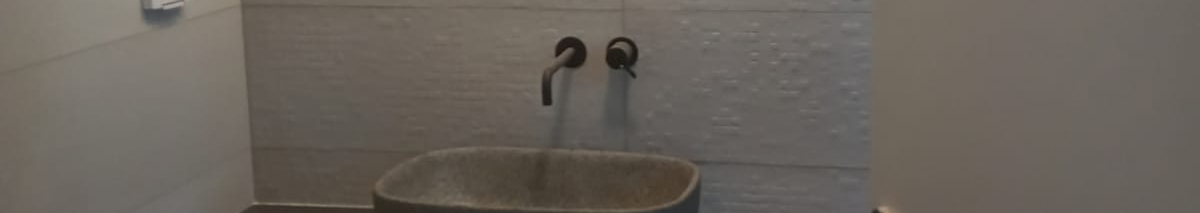 צילום מעבודה של בנימין אומנסקי