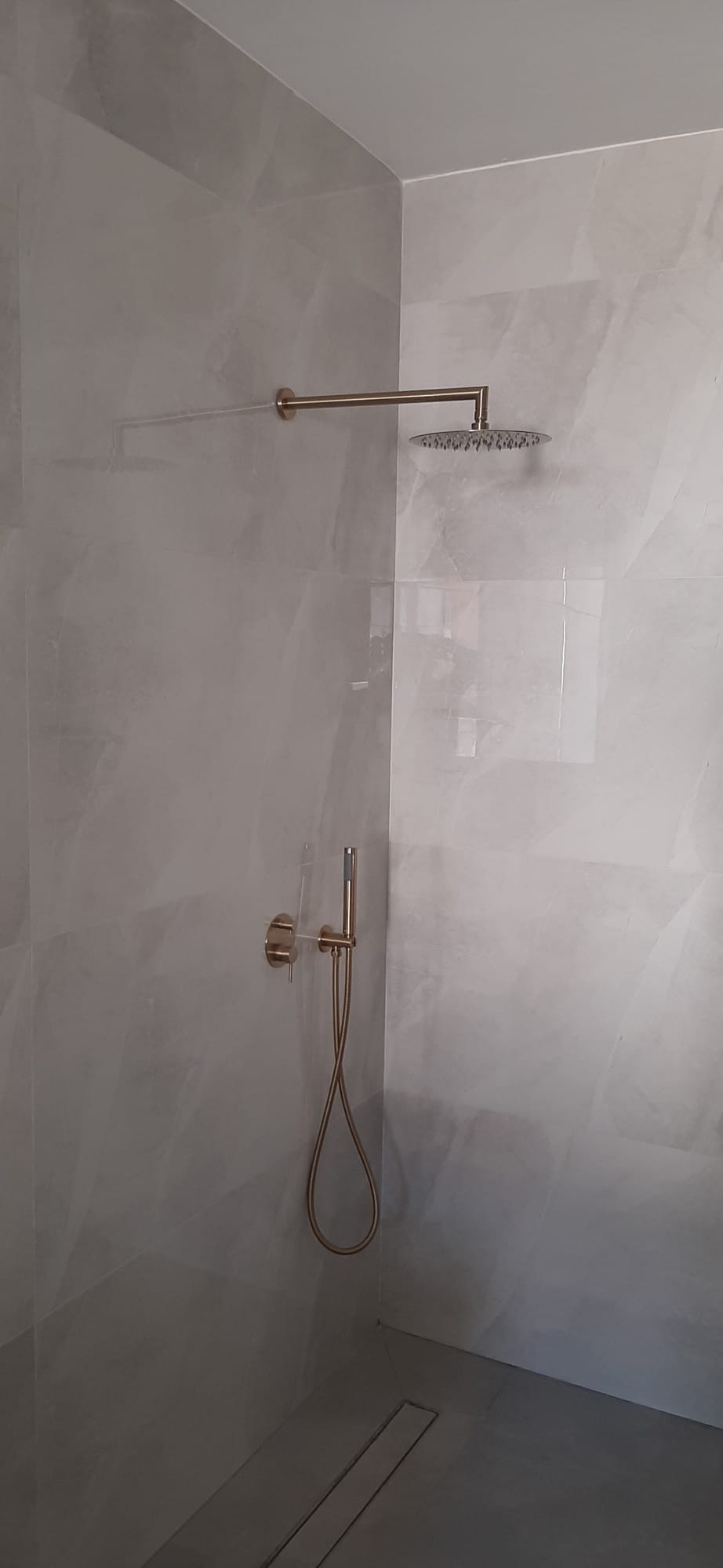 שיפוץ מקלחות ושירותים