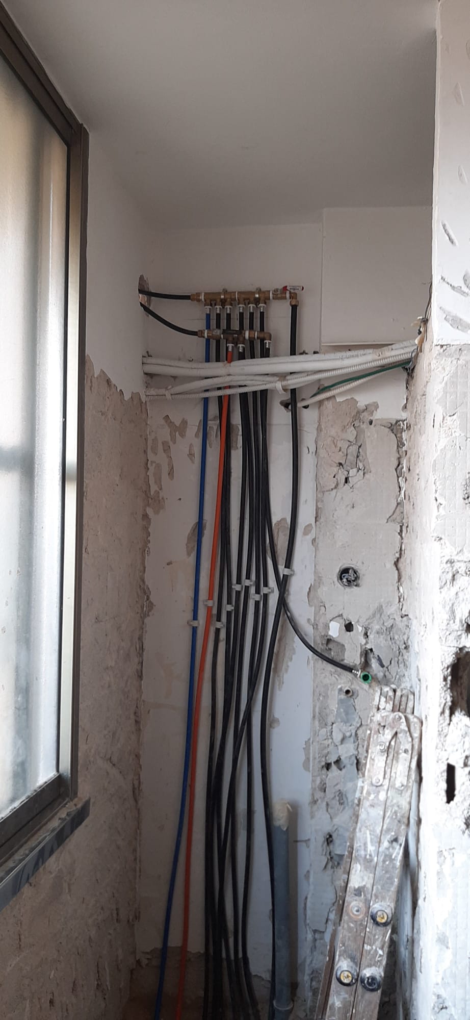 שיפוץ מקלחות ושירותים