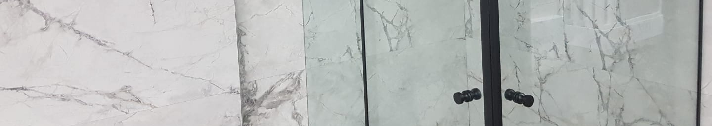 צילום מעבודה של מוטי אזרן