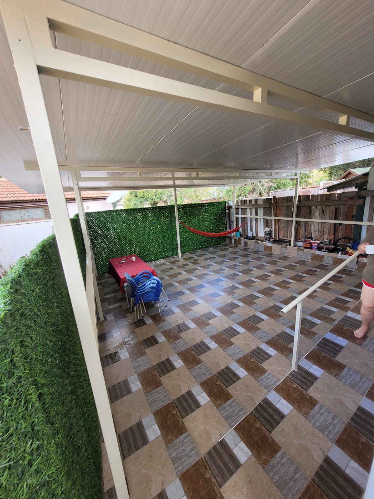 עבודת דק ופרגולה