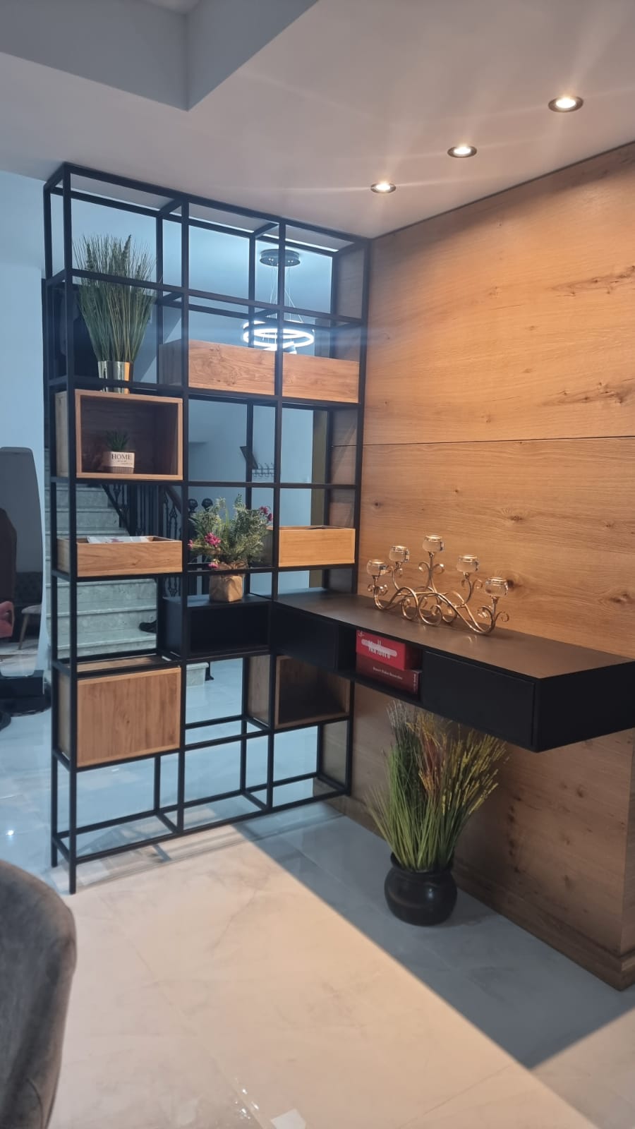 עבודות מסגרות ועץ