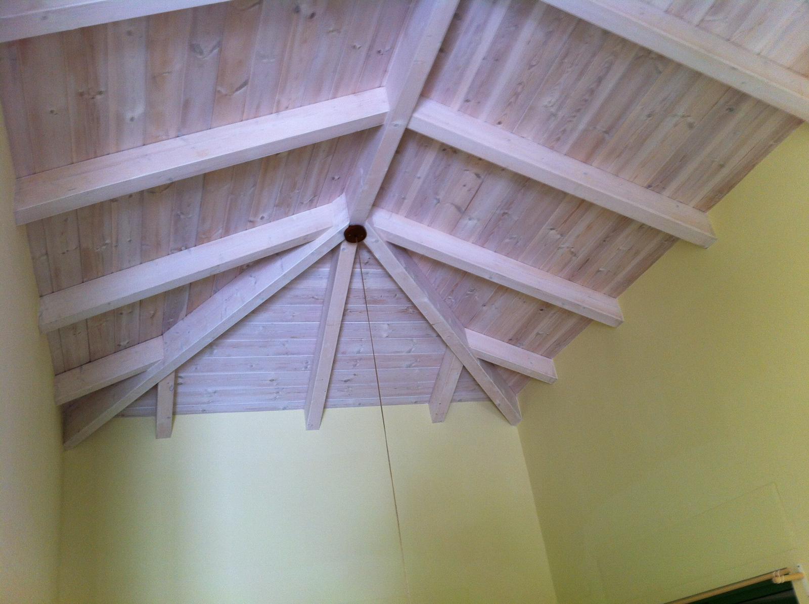 דקים ופרגולות