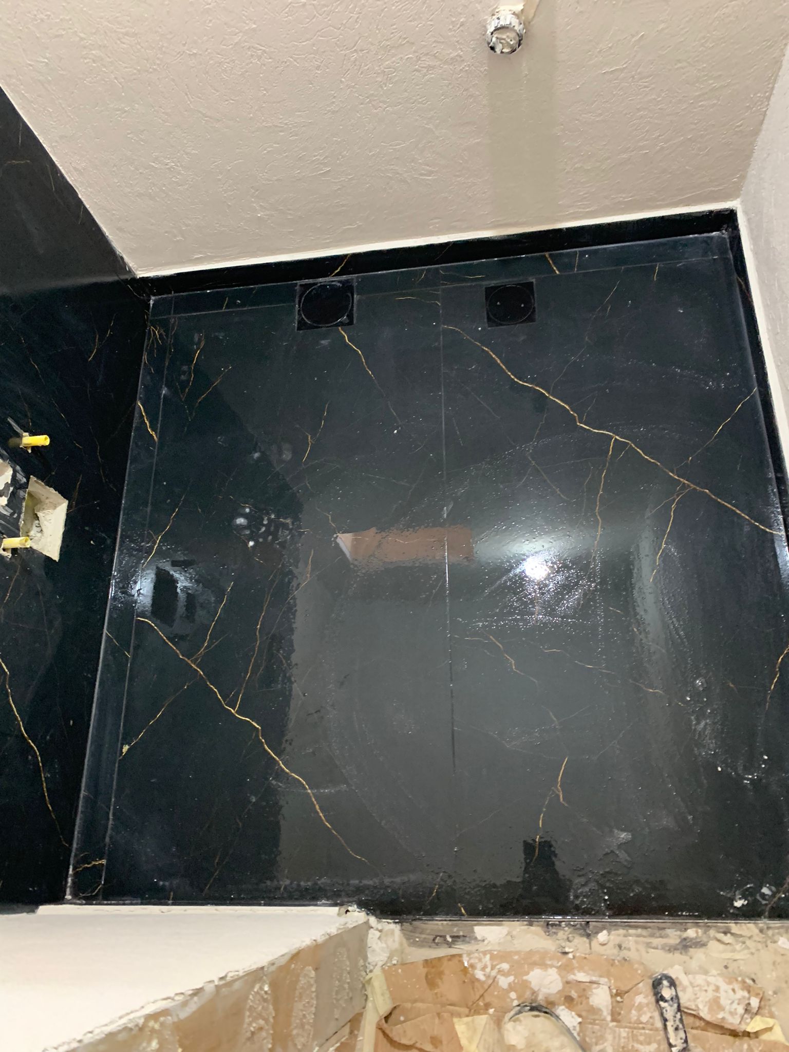 שיפוץ מקלחות ושירותים