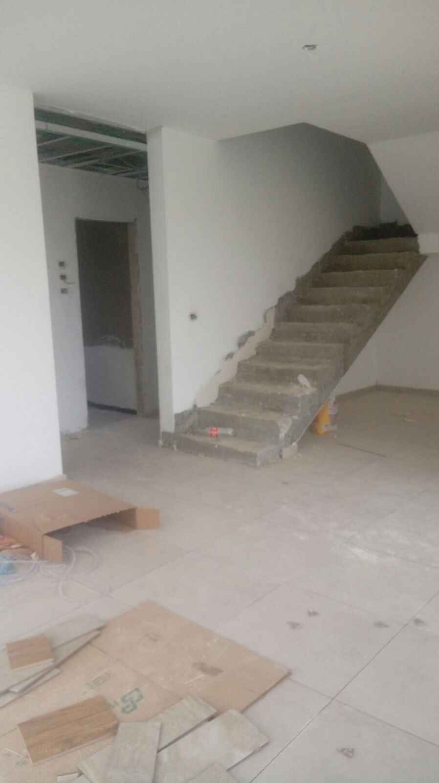 בניית שלד ובריכה בעומר