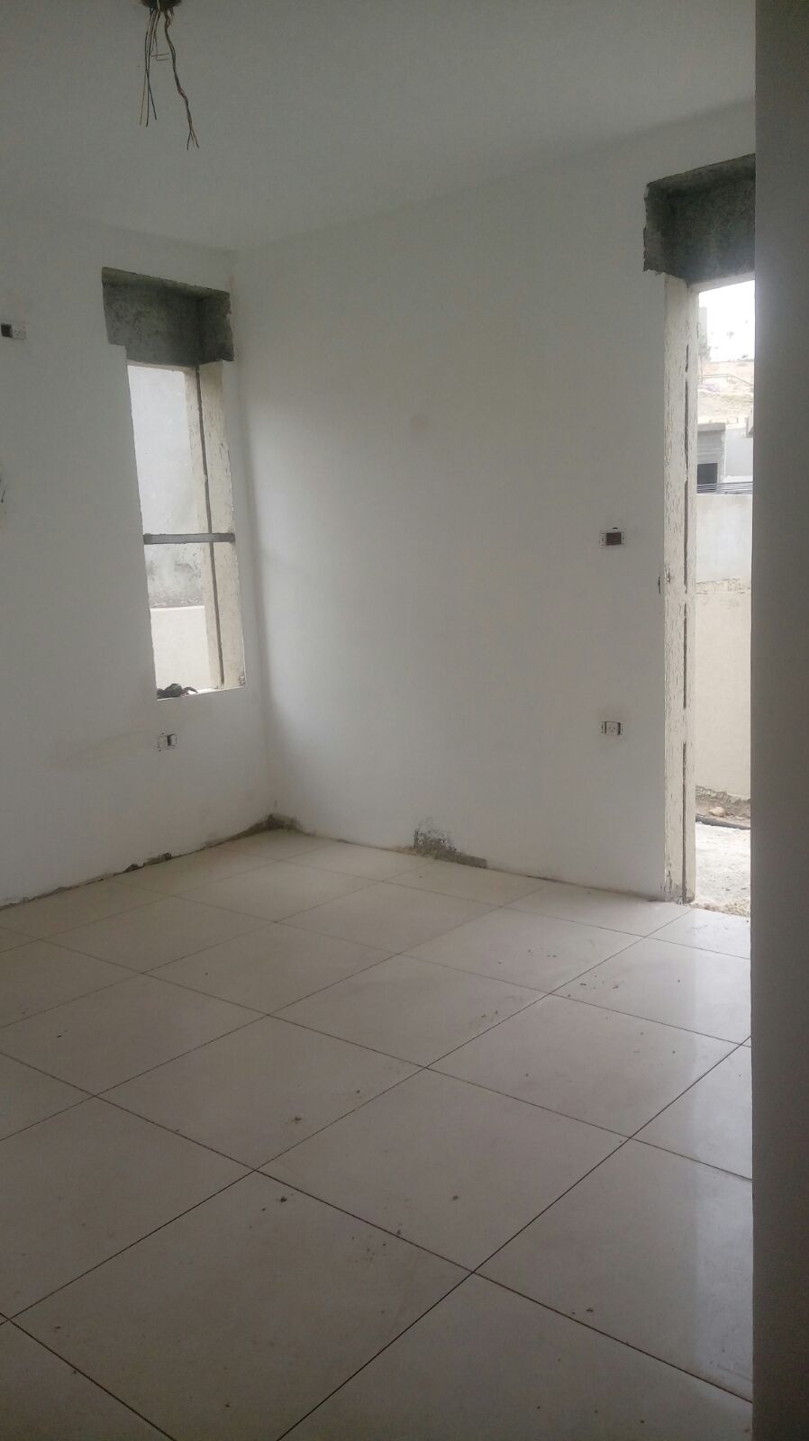 בניית שלד ובריכה בעומר