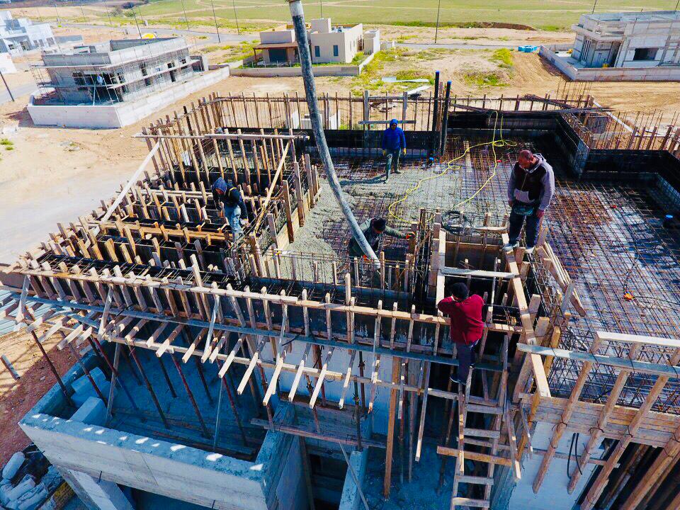 בניית שלד ובריכה בעומר