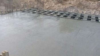 בניית בית בכרמית עם בריכה