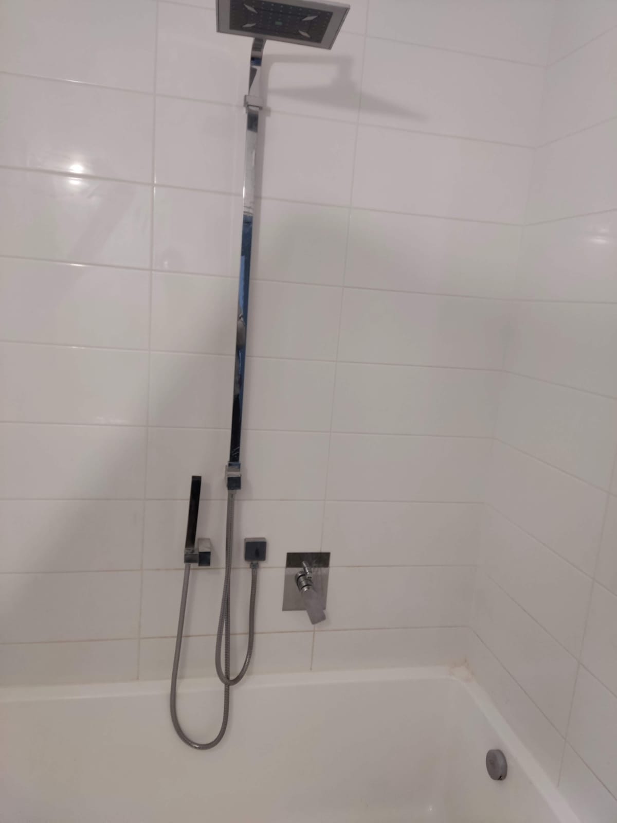 שיפוץ שירותים ומקלחת