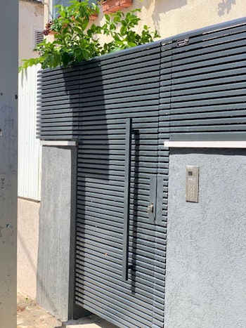 שערים וגדרות מאלומניום