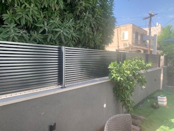 שערים וגדרות מאלומניום