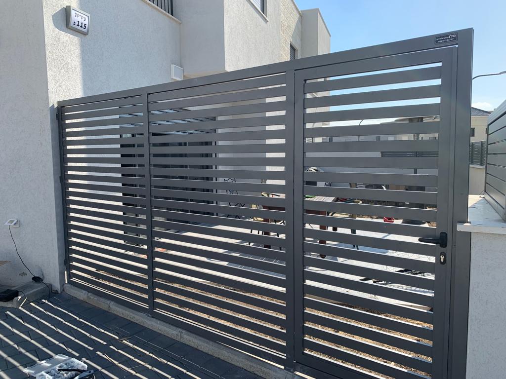 שערים וגדרות מאלומניום