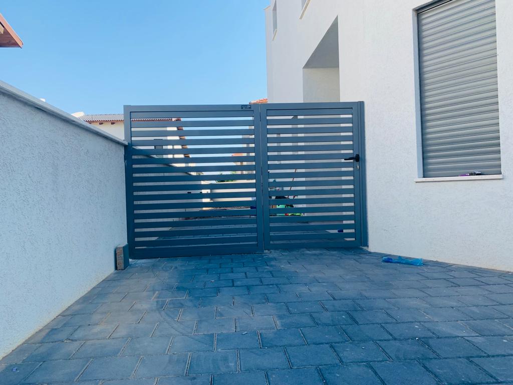 שערים וגדרות מאלומניום