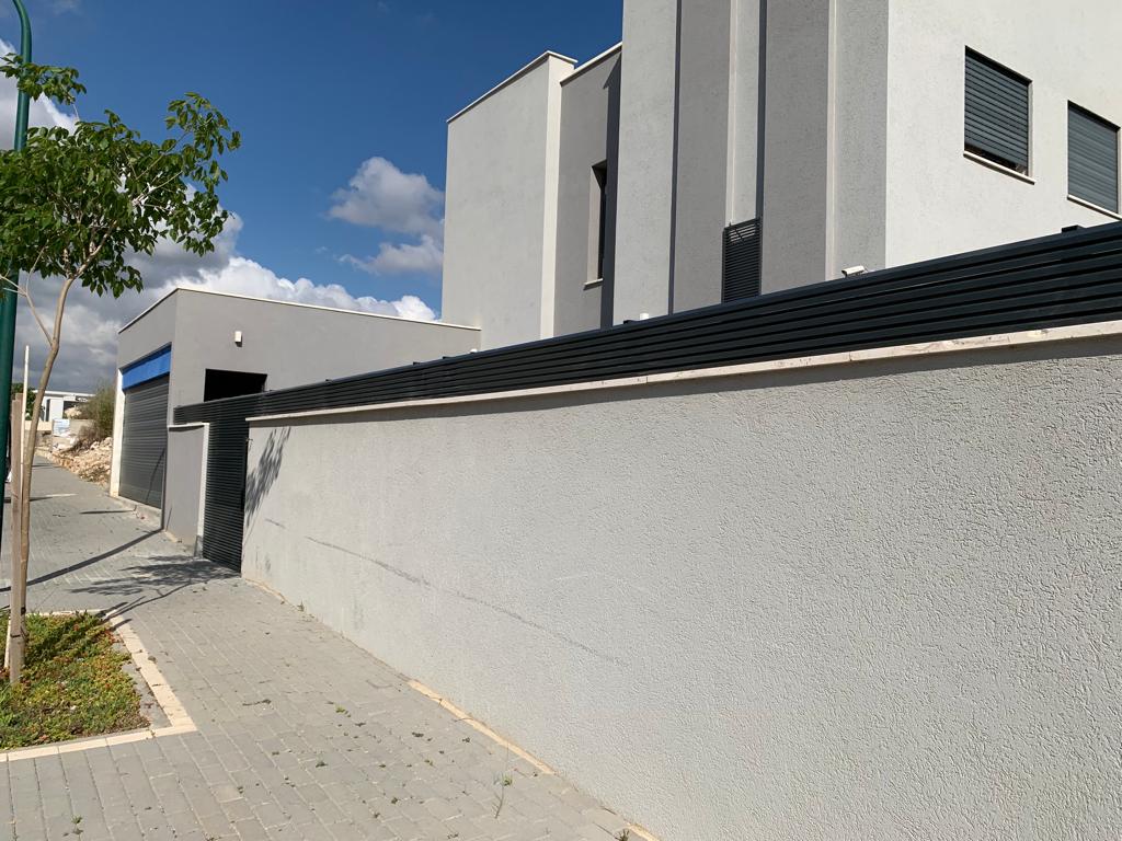 שערים וגדרות מאלומניום