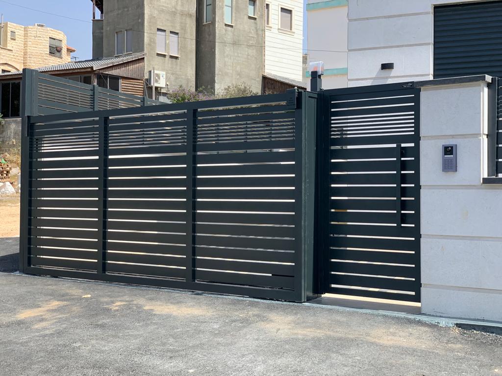 שערים וגדרות מאלומניום