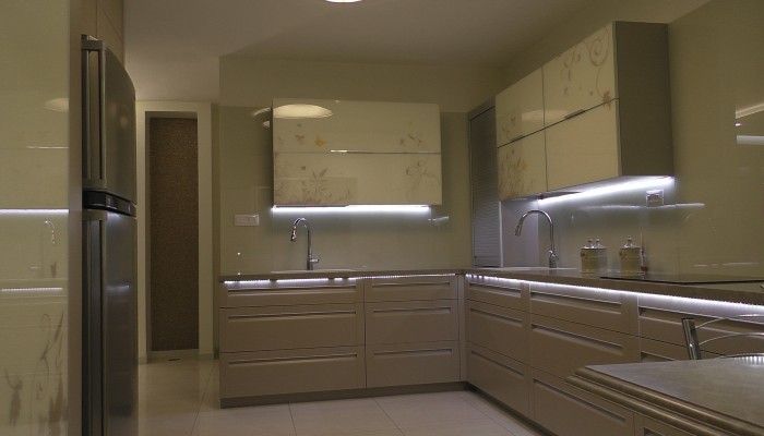 צילום מעבודה של אבשלום מיכאלי